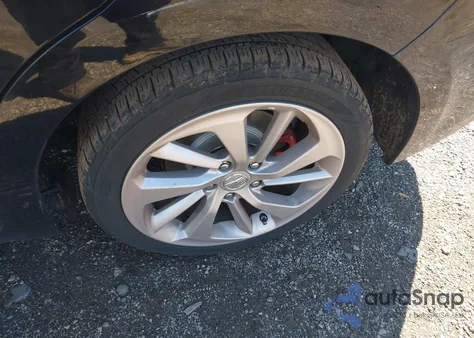 2016 Acura Ilx Premium Package/Technology Plus Package from USA, damaged, VIN 19UDE2F71GA012280